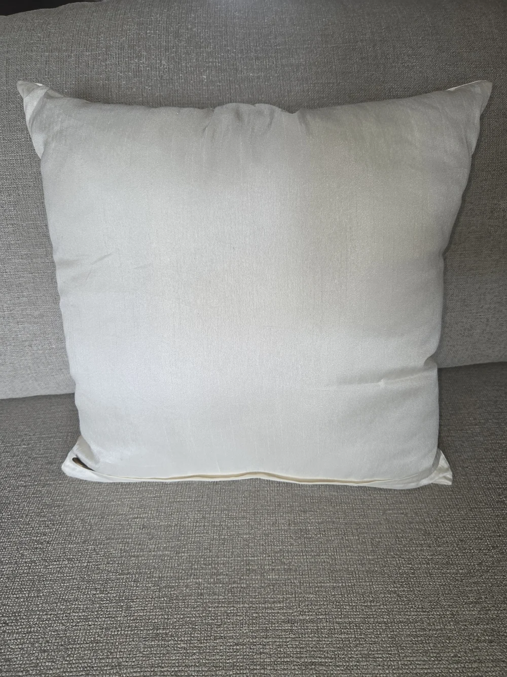 Pier 1 Spring/Easter Season Pillow In Excellent Condition!
